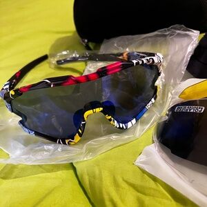 Polarized sunglasses for men